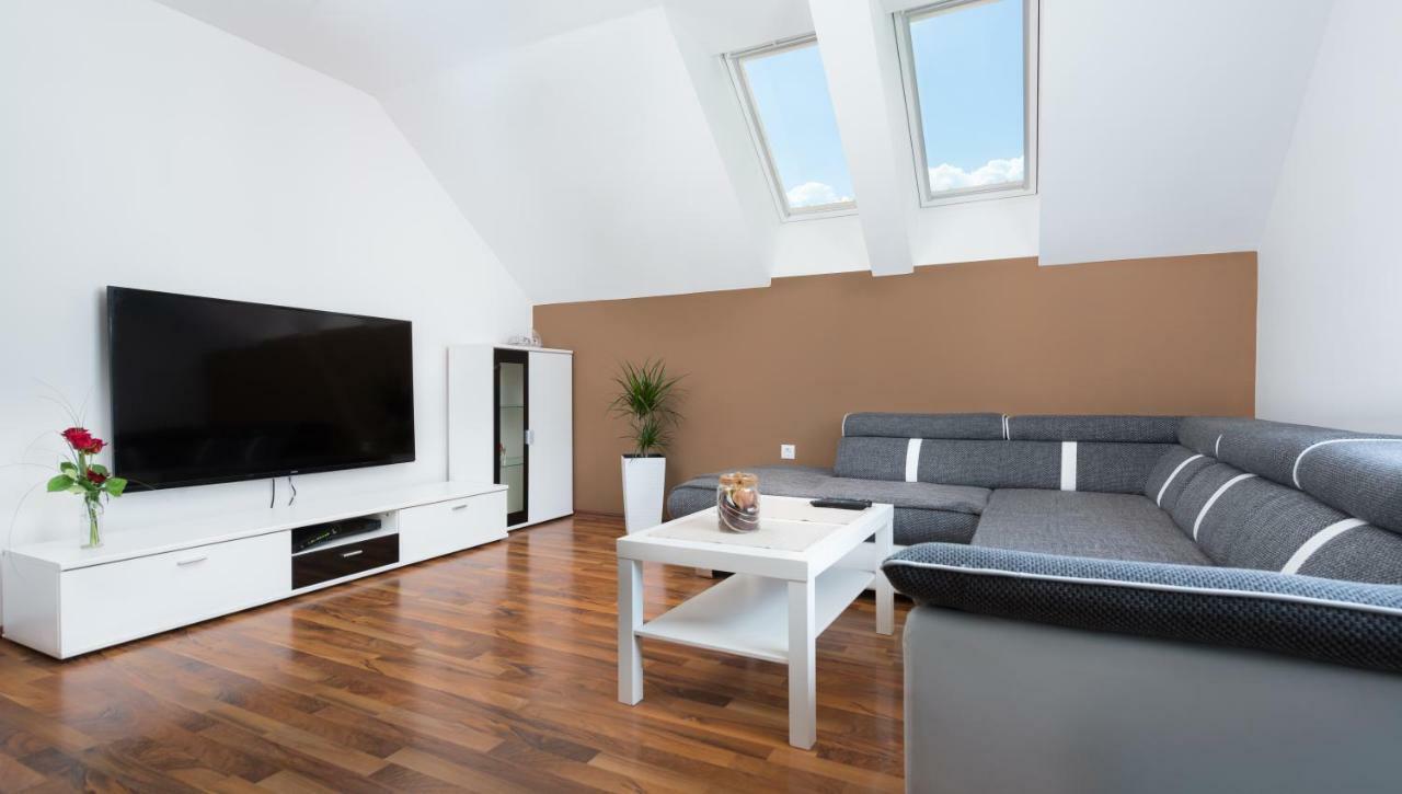 Boomerang Apartment Блед Екстер'єр фото